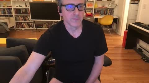 Snapshot of skyline3371 chatting on February 17, 2025, 5:25 am Skyline3371 online show from February 17, 2025, 5:25 am