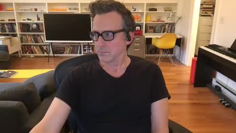 Snapshot of skyline3371 chatting on February 23, 2025, 9:48 pm Skyline3371 online show from February 23, 2025, 9:48 pm