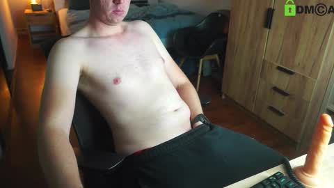 Snapshot of skylinebaby chatting on October 12, 2025, 5:23 pm skylinebaby online show from October 12, 2025, 5:23 pm