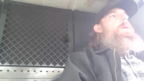 Snapshot of skyviper88 chatting on October 19, 2025, 7:47 pm Sky Viper online show from October 19, 2025, 7:47 pm