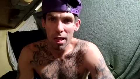 Snapshot of slangincock69 chatting on February 22, 2025, 4:40 am SexyMFSlangincock69FYPM online show from February 22, 2025, 4:40 am