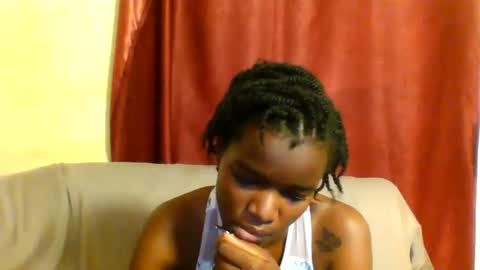 Snapshot of sleek_ass chatting on March 2, 2025, 2:10 pm sleek_ass online show from March 2, 2025, 2:10 pm