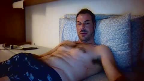 Snapshot of slevin1983 chatting on February 27, 2025, 10:20 pm slevin online show from February 27, 2025, 10:20 pm