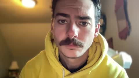 Snapshot of slickmass chatting on December 6, 2024, 3:55 pm SlickMass online show from December 6, 2024, 3:55 pm