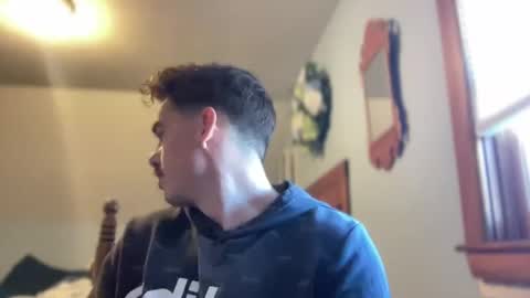 Snapshot of slickmass chatting on January 4, 2025, 5:16 pm SlickMass online show from January 4, 2025, 5:16 pm