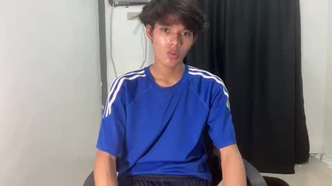 Snapshot of slim_sensation chatting on October 22, 2025, 1:33 pm slim_sensation online show from October 22, 2025, 1:33 pm