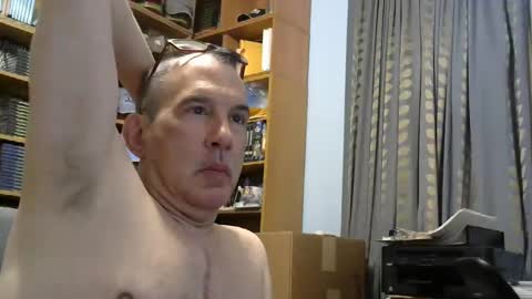 Snapshot of sluttyslave81 chatting on October 10, 2025, 5:06 am sluttyslave81 online show from October 10, 2025, 5:06 am