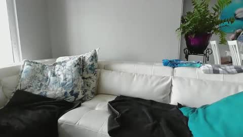 Snapshot of smallpenisbigtongue chatting on February 27, 2025, 4:21 pm Daddy online show from February 27, 2025, 4:21 pm