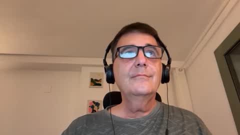 Snapshot of smcuckoldcouple chatting on November 16, 2025, 5:29 pm Cuckold Couple online show from November 16, 2025, 5:29 pm