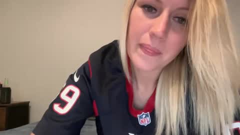 Snapshot of smexxii93 chatting on February 3, 2025, 2:03 am smexxii93 online show from February 3, 2025, 2:03 am