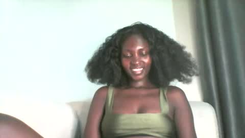 Snapshot of smileykesh chatting on September 18, 2025, 6:10 pm smileykesh online show from September 18, 2025, 6:10 pm