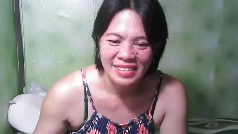 Snapshot of smilinglady27 chatting on March 11, 2025, 11:55 am smilinglady27 online show from March 11, 2025, 11:55 am