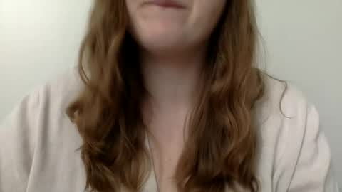 Snapshot of smokeshow3 chatting on February 21, 2025, 4:37 pm smokeshow3 online show from February 21, 2025, 4:37 pm