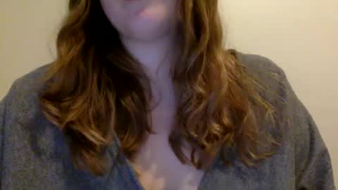 Snapshot of smokeshow3 chatting on February 22, 2025, 11:35 pm smokeshow3 online show from February 22, 2025, 11:35 pm