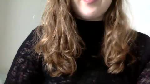 smokeshow3 online show from March 7, 2025, 6:33 pm