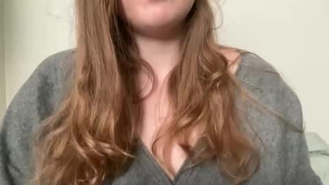 Snapshot of smokeshow3 chatting on November 7, 2025, 9:15 pm smokeshow3 online show from November 7, 2025, 9:15 pm