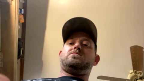 Snapshot of smokeymt420 chatting on December 30, 2024, 5:13 pm smokeymt420 online show from December 30, 2024, 5:13 pm