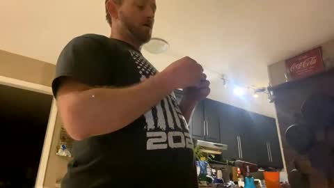 Snapshot of smokeymt420 chatting on February 28, 2025, 4:54 am smokeymt420 online show from February 28, 2025, 4:54 am