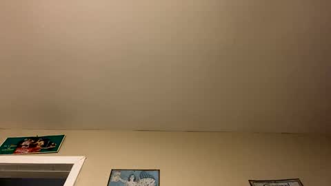 Snapshot of smokeymt420 chatting on March 6, 2025, 5:03 am smokeymt420 online show from March 6, 2025, 5:03 am