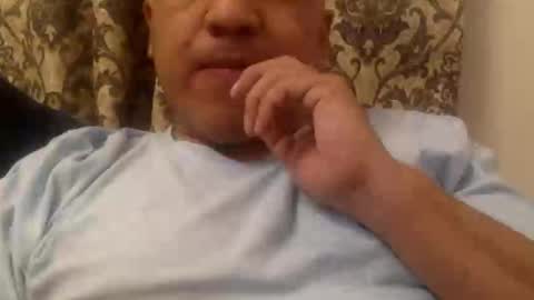 Snapshot of smoothstrik3r chatting on December 21, 2024, 4:30 am smoothstrik3r online show from December 21, 2024, 4:30 am