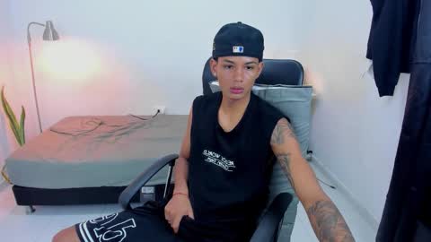 Snapshot of snak_master1 chatting on October 7, 2025, 2:14 pm snak_master1 online show from October 7, 2025, 2:14 pm