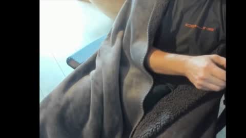 snip1977 online show from October 10, 2025, 11:09 am