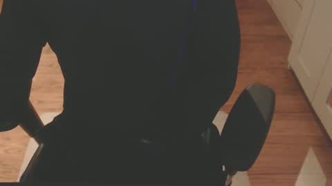 Snapshot of snooze85 chatting on January 7, 2025, 5:54 am Cbt-Slave online show from January 7, 2025, 5:54 am