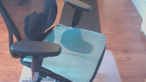 Snapshot of snooze85 chatting on January 12, 2025, 9:08 am Cbt-Slave online show from January 12, 2025, 9:08 am