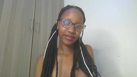 Snapshot of snowfox254 chatting on October 20, 2025, 7:25 pm snowfox254 online show from October 20, 2025, 7:25 pm