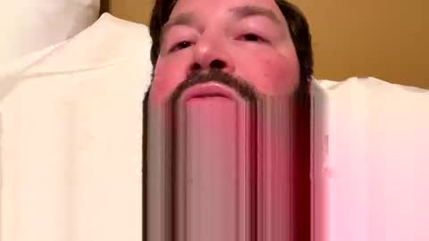 Snapshot of snowman1008 chatting on January 19, 2025, 7:04 am snowman1008 online show from January 19, 2025, 7:04 am