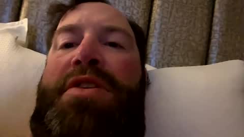 Snapshot of snowman1008 chatting on October 17, 2025, 5:32 am snowman1008 online show from October 17, 2025, 5:32 am