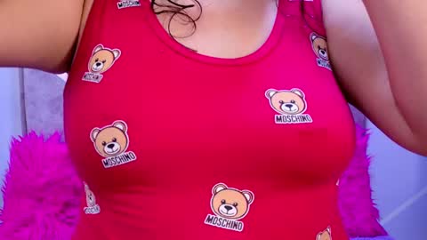 Snapshot of sofi_noa chatting on October 2, 2025, 11:39 am Sofi Noa online show from October 2, 2025, 11:39 am