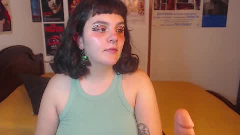 Snapshot of sofia_coolle chatting on January 2, 2025, 10:44 pm Sofi online show from January 2, 2025, 10:44 pm