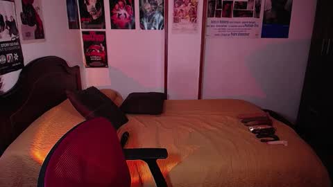 Snapshot of sofia_coolle chatting on October 10, 2025, 10:09 pm Sofi online show from October 10, 2025, 10:09 pm