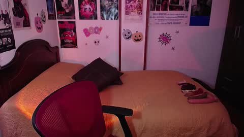 Snapshot of sofia_coolle chatting on October 21, 2025, 3:02 pm Sofi online show from October 21, 2025, 3:02 pm