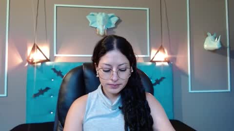 Snapshot of sofia_white3 chatting on October 18, 2025, 11:11 am Sofa online show from October 18, 2025, 11:11 am
