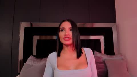 Snapshot of sofiaa_brown_ chatting on October 15, 2025, 5:07 am Sofia  online show from October 15, 2025, 5:07 am