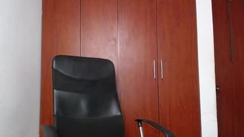 Snapshot of soft_fetish chatting on February 28, 2025, 11:12 pm Camila M online show from February 28, 2025, 11:12 pm