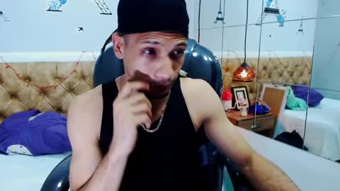 Snapshot of sonicj25_ chatting on March 9, 2025, 10:19 pm SONIC online show from March 9, 2025, 10:19 pm