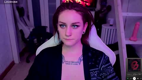 Snapshot of sonicsupergirl chatting on October 18, 2025, 10:38 am Rie online show from October 18, 2025, 10:38 am