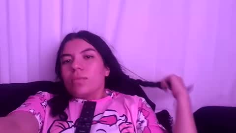 Snapshot of sophia_cossio2 chatting on January 1, 2025, 8:37 pm Sara Sophia online show from January 1, 2025, 8:37 pm