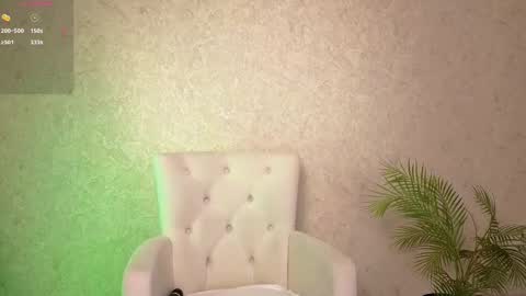 Snapshot of sophia_dreamy chatting on March 6, 2025, 2:51 am Sophia online show from March 6, 2025, 2:51 am