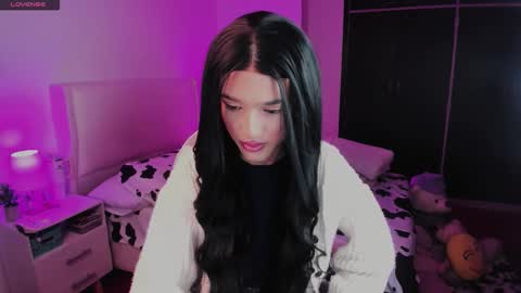 Snapshot of sophiecornett chatting on October 28, 2025, 2:26 am    online show from October 28, 2025, 2:26 am