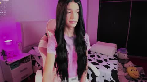 Snapshot of sophiecornett chatting on October 31, 2025, 3:13 pm    online show from October 31, 2025, 3:13 pm