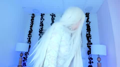 Snapshot of sophiehill_gh chatting on January 22, 2025, 10:26 pm SOPH  online show from January 22, 2025, 10:26 pm