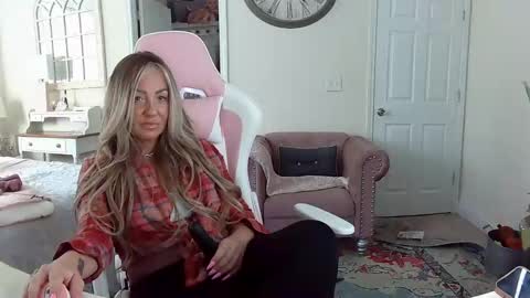 Snapshot of southernbarbii chatting on January 17, 2025, 9:06 pm Your Barbii online show from January 17, 2025, 9:06 pm