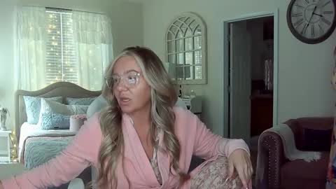 Snapshot of southernbarbii chatting on January 31, 2025, 2:17 pm Your Barbii online show from January 31, 2025, 2:17 pm