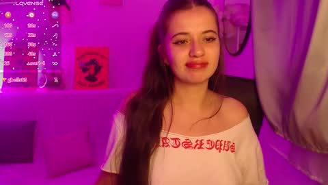 Snapshot of soy_abbyy chatting on September 21, 2025, 12:12 am Abby online show from September 21, 2025, 12:12 am