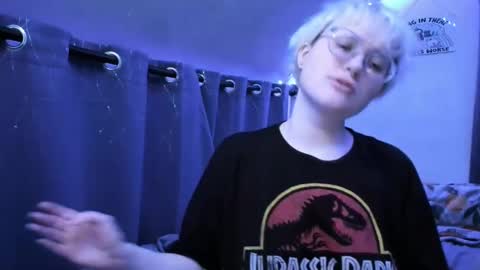 Snapshot of sparkling_water_hate_club chatting on November 13, 2025, 2:43 am Atticus Pendragon online show from November 13, 2025, 2:43 am