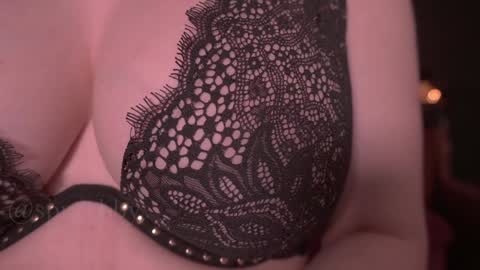 Snapshot of spr_abby chatting on December 2, 2024, 11:18 pm Abby online show from December 2, 2024, 11:18 pm